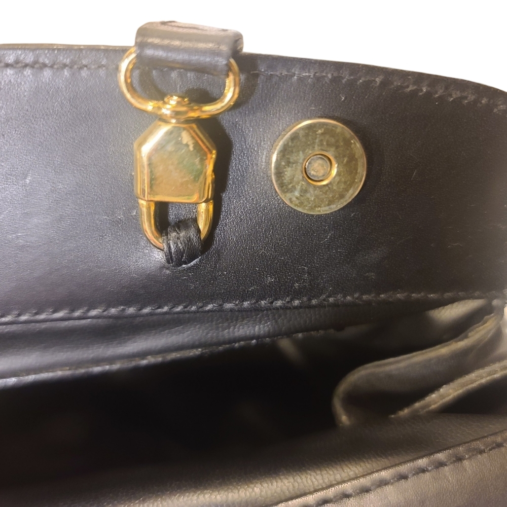 VINTAGE FENDI CLUTCH - Picture 8 of 14